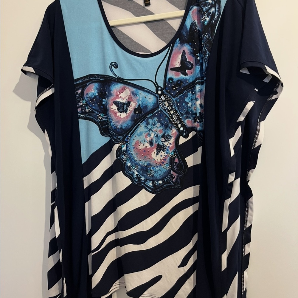 Blue and White Graphic Relaxed Blouse